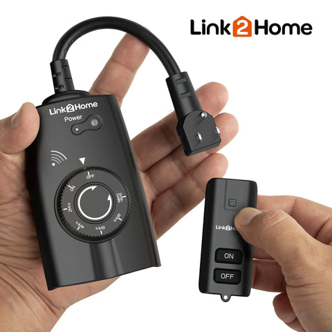 Heavy Duty Outdoor Weatherproof Dual Outlet Remote Control With Dusk To Dawn Sensor Programmable 24 Hour Timer in hand