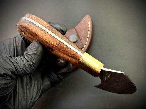 Damascus Steel Leather Cutting Knife With Round Head Blade And Wood Handle For Leather Fabric Vinyl And Crafts held in hand