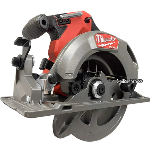 M18 FUEL 18V Cordless Circular Saw With Brushless Motor, 6.5 Inch, Tool Only, Model 2833-20 close-up angle showing blade and handle