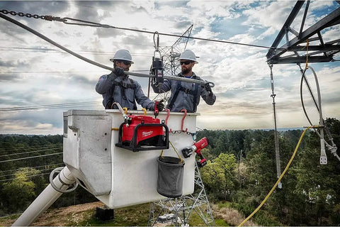 Top Shelf No Nonsense Cordless Hydraulic Pump Kit Featuring M18 Battery Technology And 10000 Psi Pressure Heavy Duty Frame Built Like A Tank For Pro Pipe Workers Demanding Badass Job Site Performance