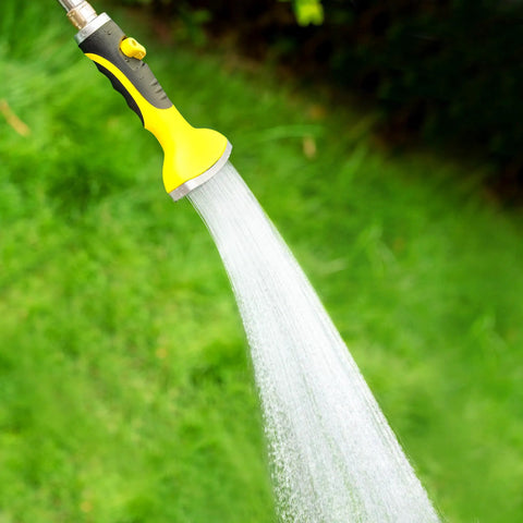 Fan Spray Nozzle For Garden Hose With Flow Control And Ergonomic Insulated Grip Built Tough Heavy Duty Hose Head Sprayer in use