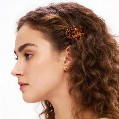 Woman wearing Magnetic Hair Clips For Women With Strong No Slip Hold Seamless 2 In 1 Design for daily use