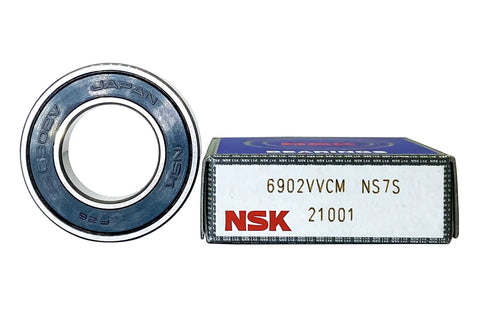Heavy Duty Deep Groove Ball Bearing Duo 6902 VV Double Rubber Sealed Single Row 15 X 28 X 7 Mm beside packaging.