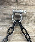 Close-up of 25 Pack One Quarter Inch 304 Stainless Steel D Ring Shackles Set For Outdoor Adventure And Recovery Traction Wire heavy-duty use