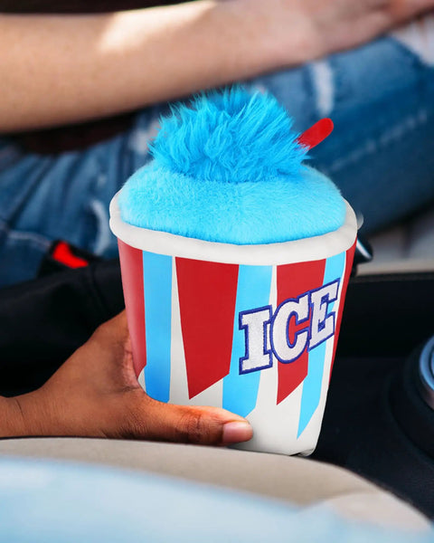 Ice Slushie Cup Golf Driver Cover 460cc Head Cover For Golf Clubs, Funny Milk Shake Ice Cream Theme, Blue And Red Color in hand