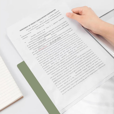 Rugged Binder With Clear Sleeves And 60 Sheet Protectors, Holds 120 Pages, Boss Level Presentation Book For Artwork, Green