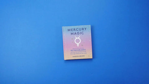 Handle The Mercury Retrograde Chaos Without Losing Your Cool With This Essential Astrology Guide To Level Up Your Chat Skills And Keep Your Daily Vibes Locked, displayed on a blue background.