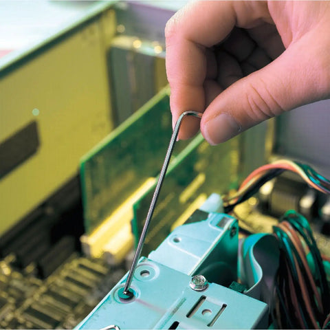 Using set of 15 Balldriver L wrenches with BriteGuard plating for precision work, adjusting equipment, sizes 1.27 mm to 10 mm.