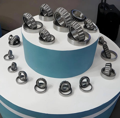 Display of multiple Tapered Roller Bearing 3386 3320 For Heavy Duty Machinery, 39.69 mm Inner Diameter, 80.17 mm Outer Diameter, GCr15 steel.
