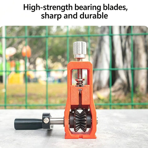 Heavy Duty Manual And Electric Wire Stripping Machine With Replaceable Blade showing sharp, durable blades and hand crank mechanism.