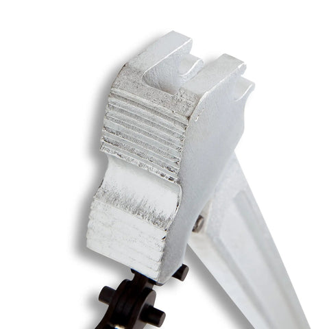 Close-up of 24 Inch Chain Wrench With Dual Action Grip For Tightening Or Loosening In Tight Spots Fits Pipes Up To 4 Inches Heavy Duty