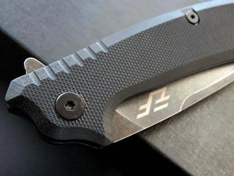 Close-up of Folding Knife With D2 Blade And G10 Handle, Durable Everyday Carry Pocket Knife For Survival, Outdoor Camping