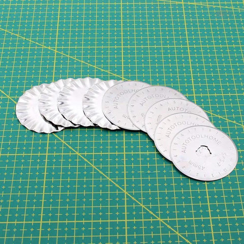 45mm Wavy Rotary Cutter With 10 Piece Pinking Circular Refill Blades For Fabric Paper Leather Crafts Quilting Patchwork