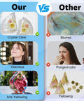 Comparison chart showing benefits of Crystal Clear Epoxy Resin: crystal clear, odorless, anti-yellowing versus blurred, pungent odor, yellowing.