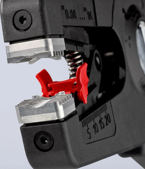 Close-up of Precistrip16 Automatic Insulation Stripper for 0.08-16 mm2 wires with adjustable length stop and parabolic blade.