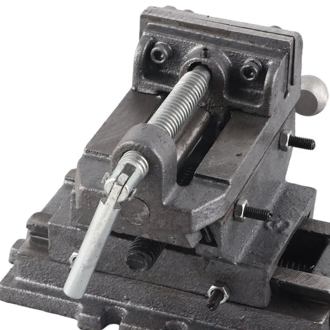 Get This Bad Boy Of A 3 Inch Heavy Duty Bench Vise Cast Iron Construction With Solid Steel Jaws showing the clamping mechanism.