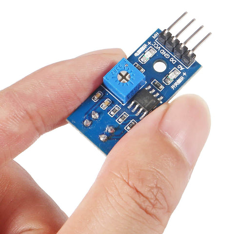 10 Pcs TCRT5000 Infrared Reflective Sensor Module For Arduino Smart Car Robot held in hand
