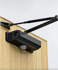 Heavy Duty Automatic Hydraulic Door Closer For Interior Doors Self Closing Black Aluminum Gate Spring Damper installed on wooden door