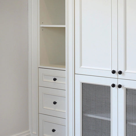 White cabinets with 5 Pack Black Zinc Alloy Cabinet Knobs Round Ball Drawer Pulls And Handles With Screws 0.94 Inch Diameter installed