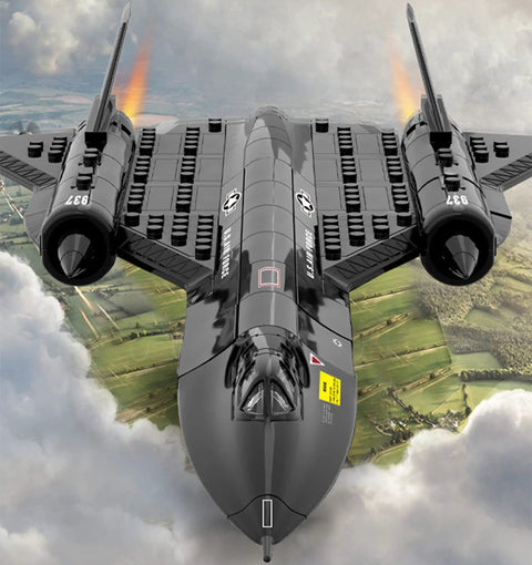 SR 71 US Air Force Reconnaissance Plane Building Toys Set With 183 Pieces Realistic WW2 Fighter Jet Model Kit flying overhead