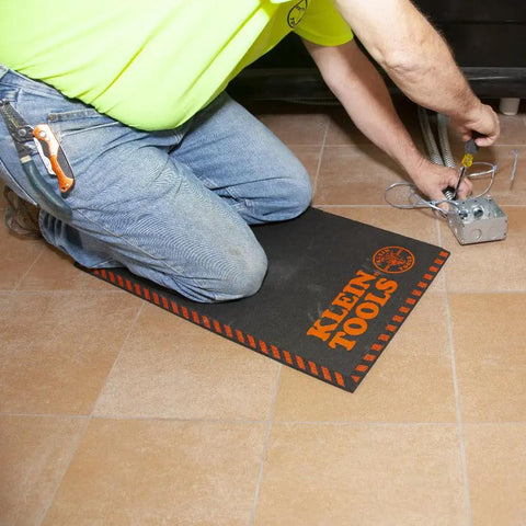 Heavy Duty Kneeling Pad For Trades Pros With Handy Handle Large Soft Thick Closed Cell Foam Knee Cushion 1 Inch NBR Foam