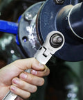 Using Flex Head Ratcheting Wrench Set 14 Piece SAE Wrenches In Inch Sizes on pipe fitting, chrome vanadium steel.