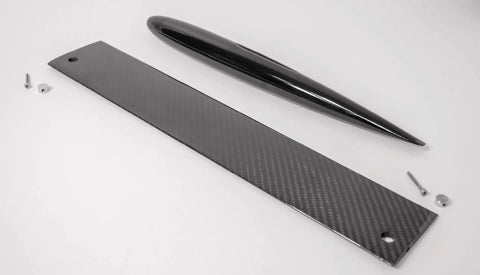 Dragonflite 95 RC Sailboat Ready to Run 950mm RTR with durable polycarbonate parts laid out for assembly