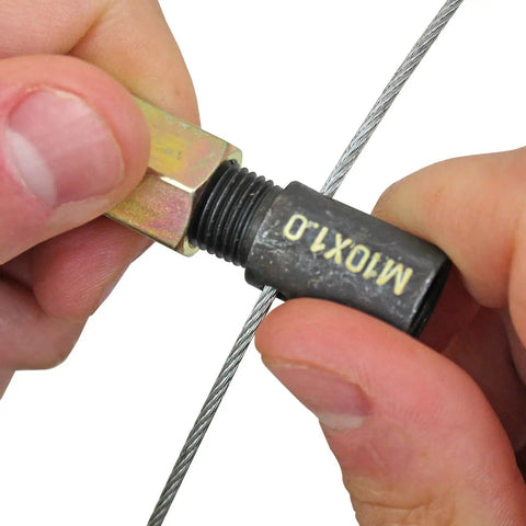 Using Metric Brake Line Fitting Thread Size Gauge With ISO Metric Chart And Dual Ended Checkers For M9 X 1.0 To M16 X 1.5