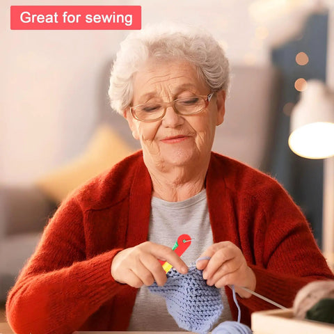 Senior woman using 10 Pack Automatic Needle Threader Set Easy No Fuss Needle Threading Tool for Sewing and Embroidery