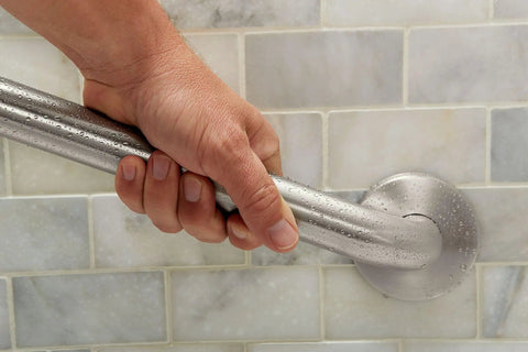 Hand gripping 18 Inch Stainless Steel Handicap Grab Bar For Bathtub And Shower With Concealed Screws Polished Brass Finish Heavy Duty Bathroom Safety Rail