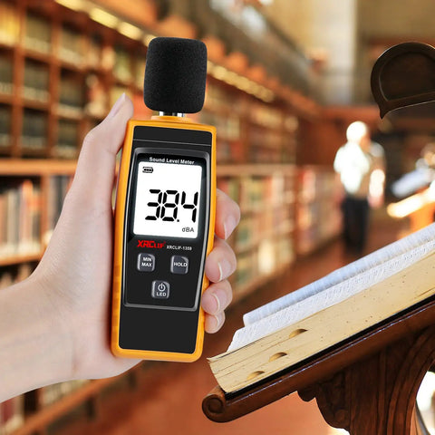 Handheld Decibel Meter With Backlight Alarm And Large LCD Display, Measures 30 To 130 dBA, Digital Noise Level Monitor indoors