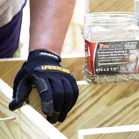 Person using MAX Drive Exterior Decking And Outdoor Wood Screws With Bronze SKT Coating For Exterior Wood 2.5 Inch Number Ten 6 Lobe 25 Drive No Pre Drill 240 Pack Includes One Bit In Jar For Decks Fences And Outdoor Wood V56101