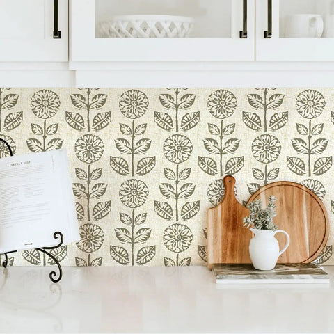 Floral Peel And Stick Wallpaper Tulip Print Neutral Self Adhesive Vinyl Covering for Kitchen backsplash with wood decor