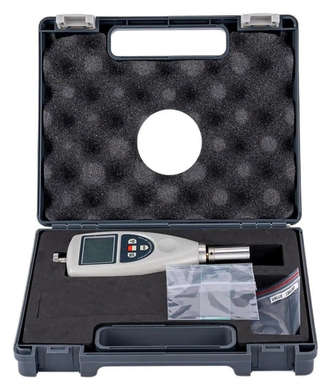 Portable Surface Roughness Tester AR-131A Sandblast Meter 0 To 750 Um Gauge For Printing And Spraying High Precision Compact Durable Design Easy To Carry Ideal For On-Site Surface Quality Checks, open case