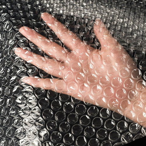 Hand pressing Thickened LDPE Bubble Wrap Roll For Moving And Shipping, One Roll Cushion Film, Eco Friendly Packing Material For Ceramics And Glass