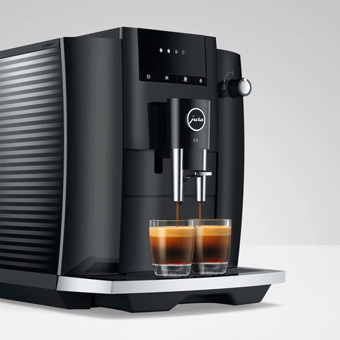 Front view of One-Touch Automatic Coffee Machine For Home Use With Five Barista Styles Including Espresso, Ristretto, Café Barista And Lungo Barista, Pulse Extraction Process, Conical Burr, Sleek Black Finish.