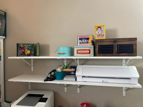 Heavy Duty 12-Inch By 8-Inch Shelf Brackets With 600 Lb Capacity 10 Pack White Metal L Supports holding items on wall shelves