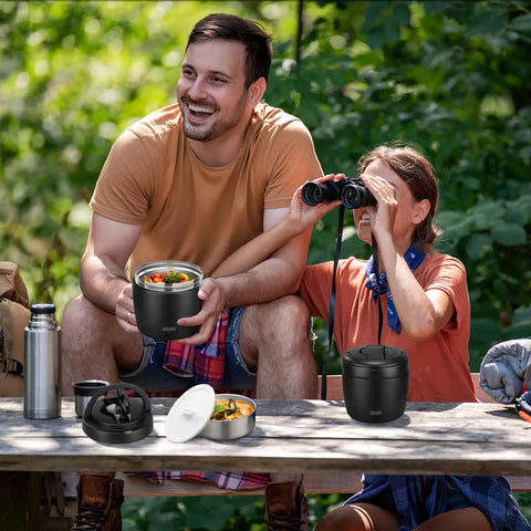 People using 32 Oz Thermo Food Jar For Hot Meals Keeps Soup Warm For Hours Vacuum Insulated Stainless Steel Bento Box on a picnic.