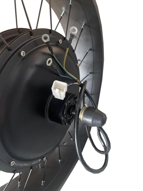 Electric Fat Tire Rear Wheel Hub Motor Kit 2000W For 60V To 72V E-Bikes With Dual Mode Sine Wave Controller, TFT UCK1 Color Display, 7-Speed Freewheel, Torque Arm, 20x4 Fat Bike Rear Wheel close-up of black rear hub motor and wiring