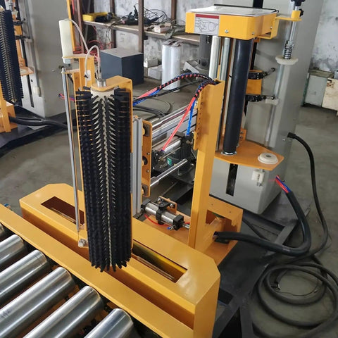 Fully Automatic Pallet Stretch Wrapper With Conveyor Line Setup Industrial Stretch Film Wrapping Machine Heavy Duty Turntable For Quick End Of Line Packaging Moves That Runs Smooth And Handles Freight Like A Champ