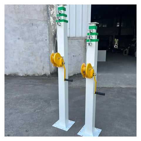 Rock Solid Adjustable Height Lifting Mast With Hand Cranked Telescopic Pole And Manual Mechanical Winch for site lights.