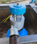 Portable 400W Micro Hydro Water Generator Turbine Power Unit 220V Home and Outdoor Hydroelectric Wheel in operation in water tank.