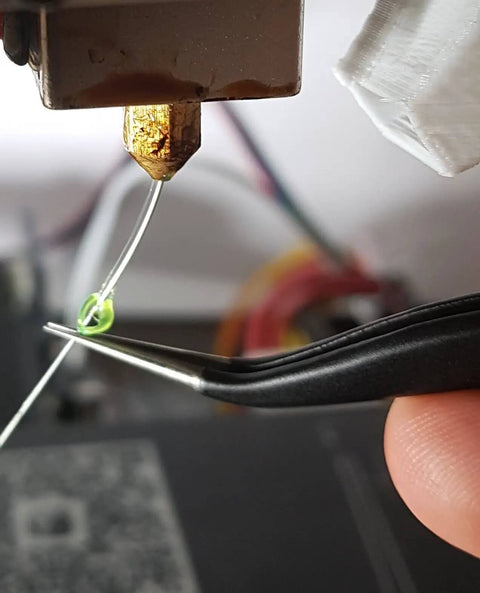 Using Pro Grade 11 Piece 0.4mm Nozzle Cleaning Kit With Stainless Steel Tweezers And Flexible Cleaning Needles For 3D Printers