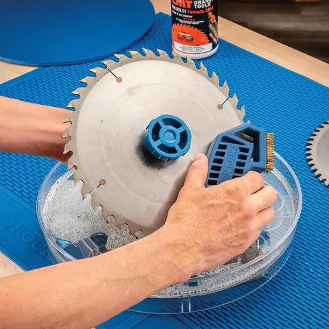 Pro Grade Saw Blade Cleaning Kit For Circular Table And Miter Saws 6 1/4 To 12 Inches Clean Pitch Resin And Dirt Build-Up With Scrubber