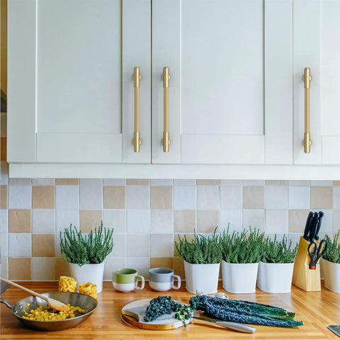 Kitchen scene with 10 Pack Champagne Bronze Cabinet Pulls In 5 Inch 128mm For Kitchen Cabinets Cupboards And Drawers installed on white cabinets.