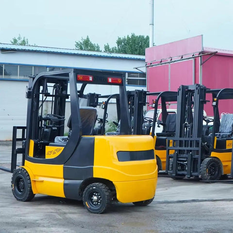 Electric Forklift 3 Ton With Hydraulic Lift System For Warehouse Use Heavy Duty Pallet Transport Workhorse For Factory Storage Loading Dock And Logistics Operations in yellow, side view