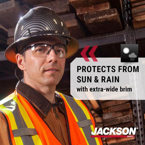 Man wearing Blockhead Fiberglass Hard Hat With Full Brim For Construction Sun And Rain Protection, carbon fiber pattern