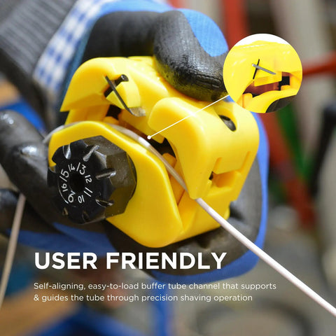 Technician using Midspan Fiber Access Tool with 16 self-aligning sizing channels for 1-3 mm loose tube fiber cables.