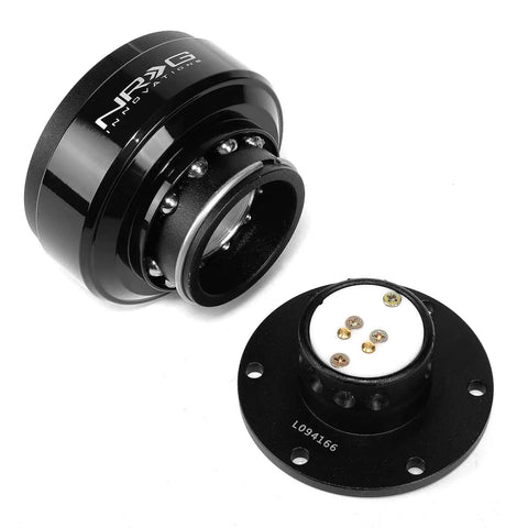 Race Steering Wheel Quick Release Kit For 6 Bolt 70mm And 74mm Hubs Gen 2.0 Black Body Black Ring close-up view