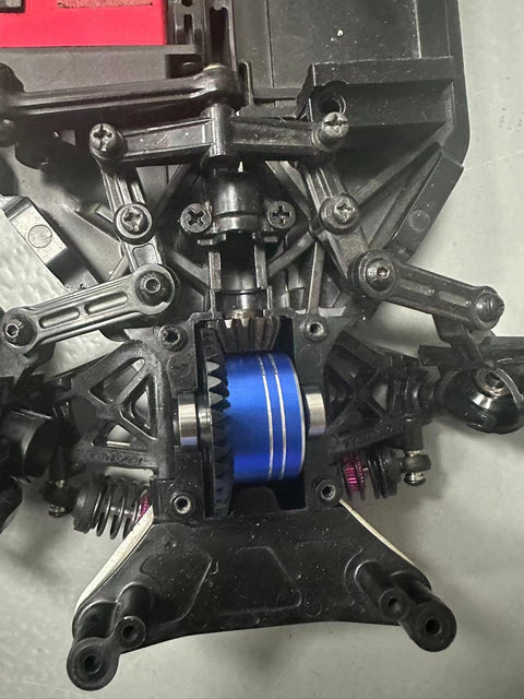 Beefed Up 7075 Aluminum Differential Case With Hardened 45 Steel Differential Spur Gear And Bevel Gear in RC Car